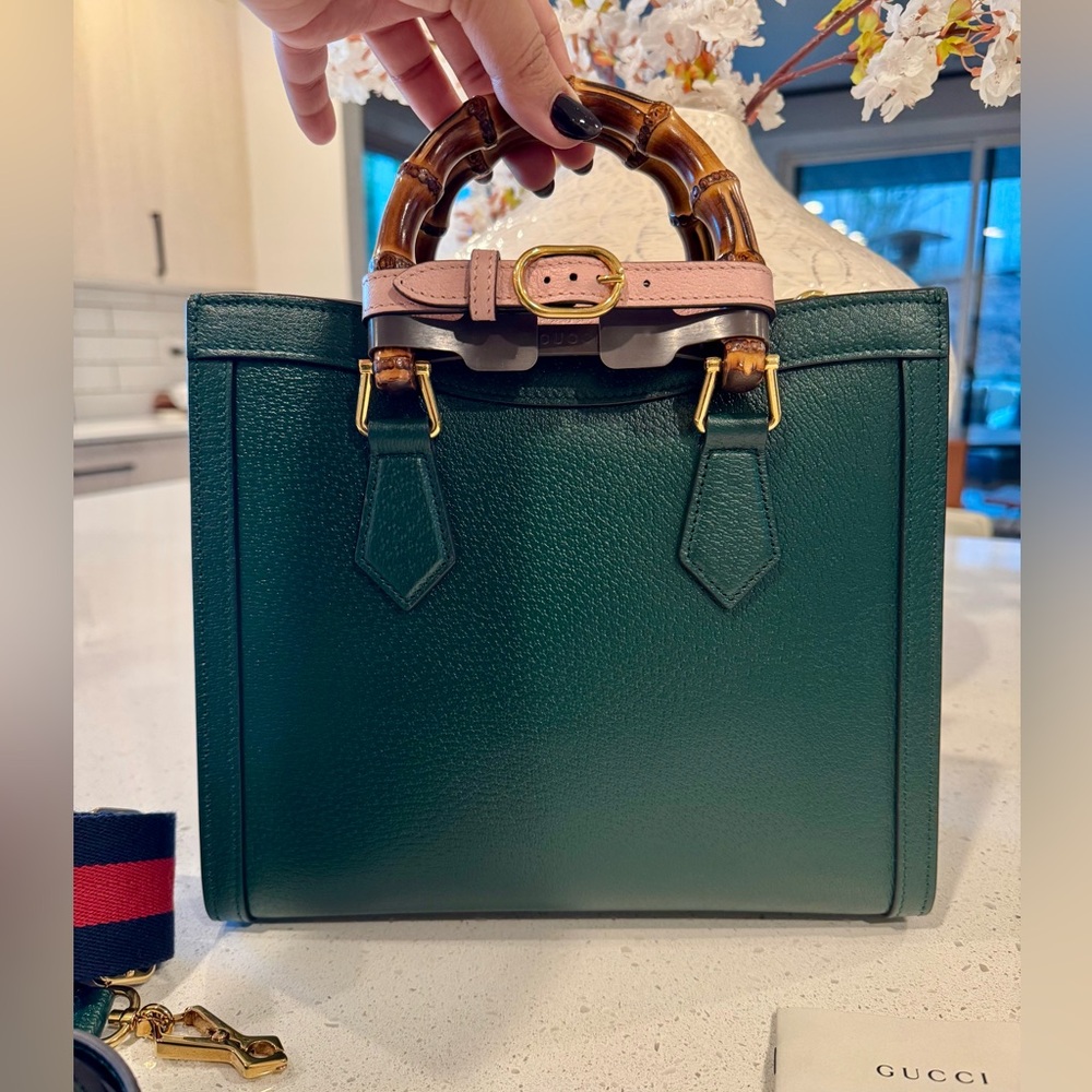 GUCCI DIANA Small Tote Bag with bamboo handles (new model) - Picture 3 of 9